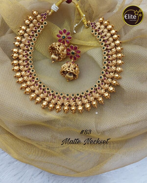 Elite Matte Neckset